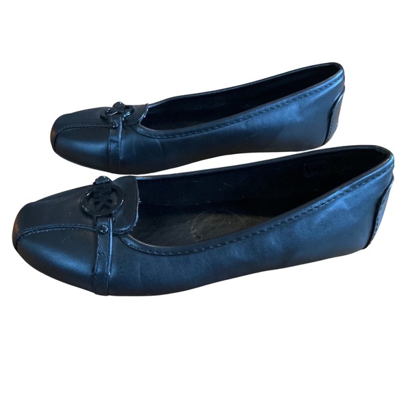Michael Kors Shoes - Michael Kors Fulton Moc Flats Womens 8M Black Leather Logo Medallion Excellent